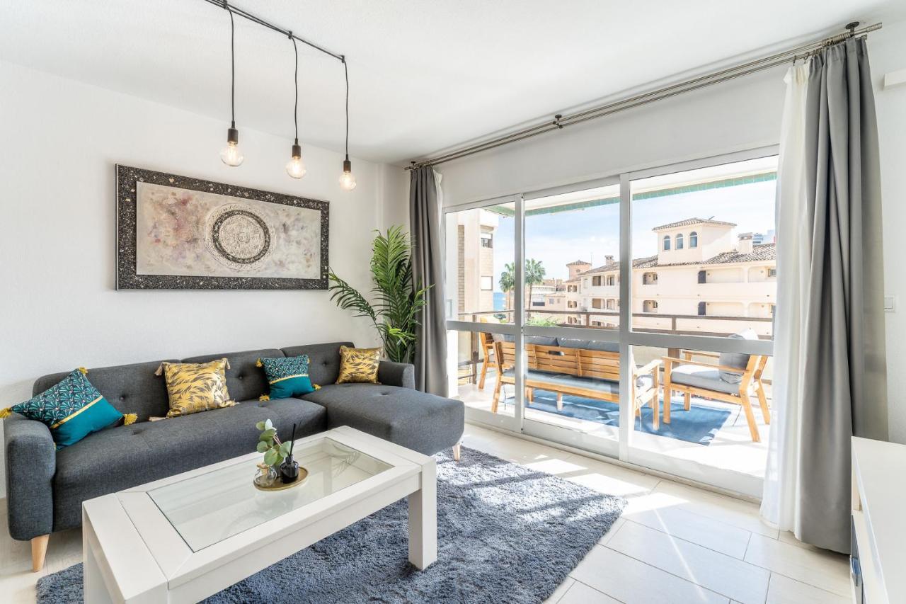 Sea View 2 Bedroom Apartment 2 Min Away From The Beach توريمولينوس المظهر الخارجي الصورة