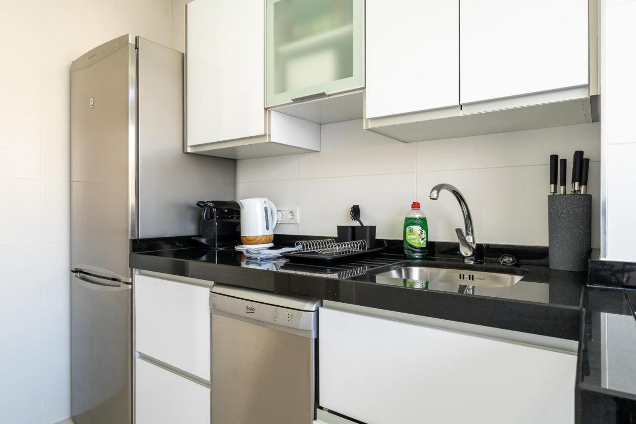 Sea View 2 Bedroom Apartment 2 Min Away From The Beach توريمولينوس المظهر الخارجي الصورة