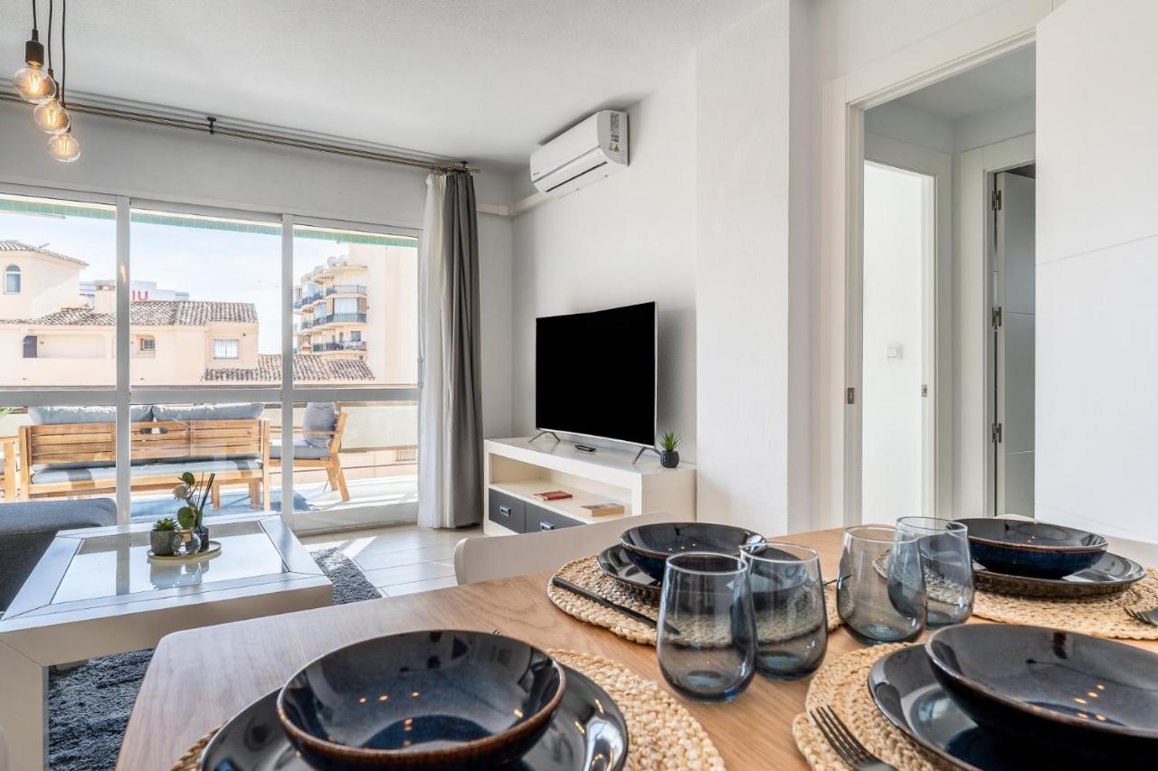 Sea View 2 Bedroom Apartment 2 Min Away From The Beach توريمولينوس المظهر الخارجي الصورة