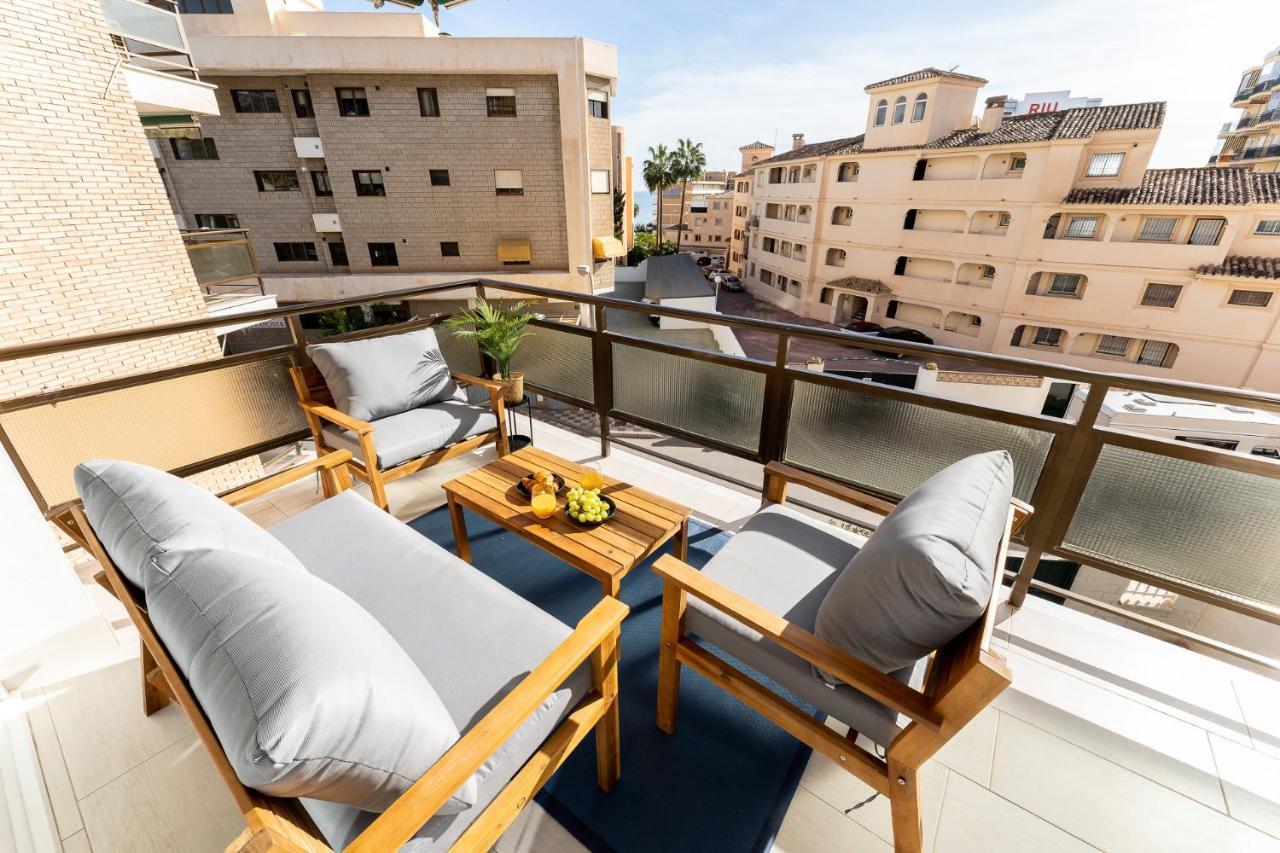 Sea View 2 Bedroom Apartment 2 Min Away From The Beach توريمولينوس المظهر الخارجي الصورة